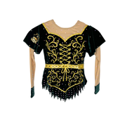 Justaucorps de gymnastique rythmique vert foncé velours à manches courtes papillon avec broderies dorées corset, ceinture dorée et jupe à pointes