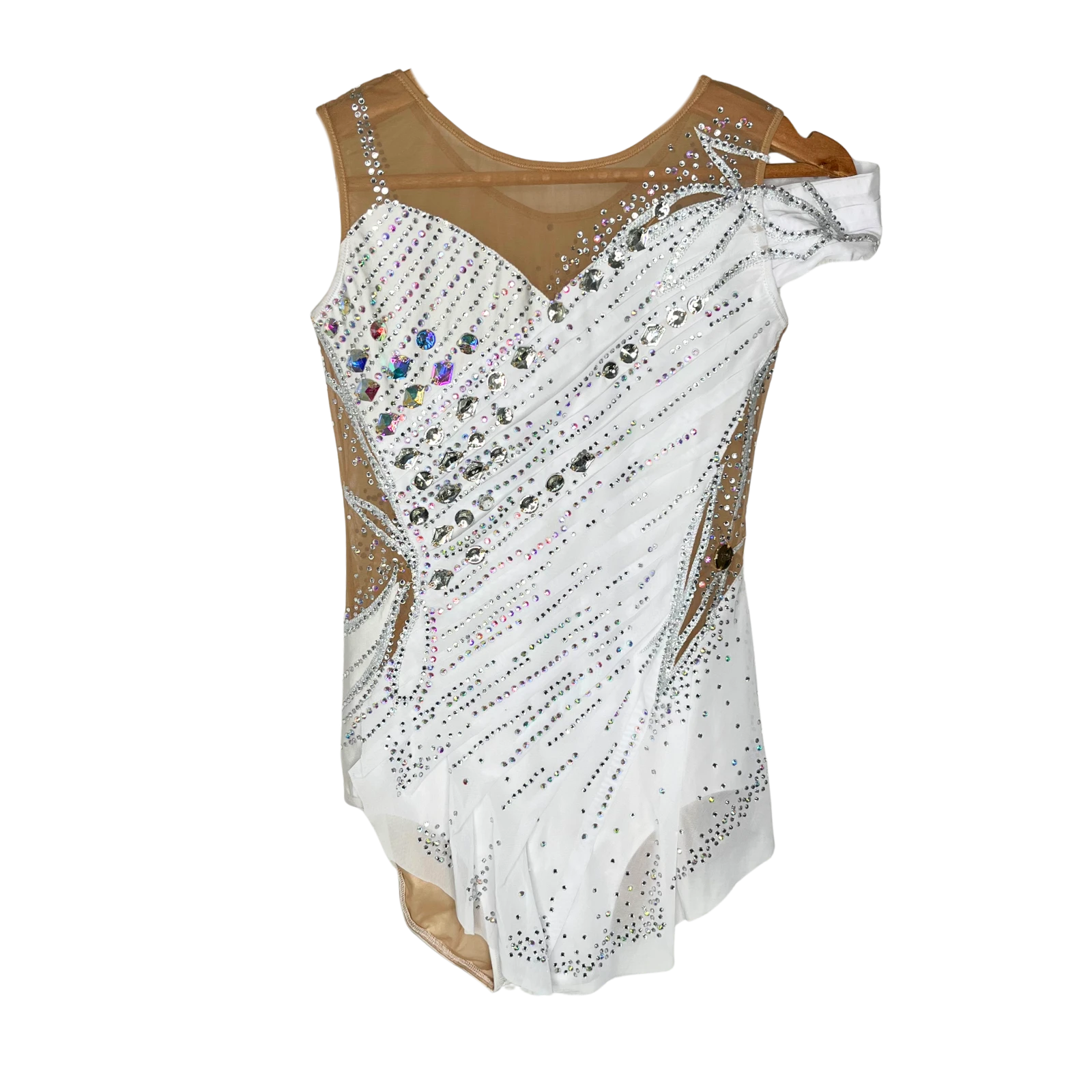Justaucorps de gymnastique rythmique blanc sans manches avec décolleté drapé asymétrique, pierres taillées cristal AB et bretelle décorative