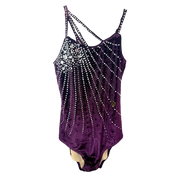Justaucorps de gymnastique rythmique violet aubergine velours sans manches à bretelles entrelacées et strass argentés en cascade